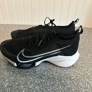 Nike Air Zoom Tempo Next% - Black & White Running Shoe - C19924-003 - Ladies 10